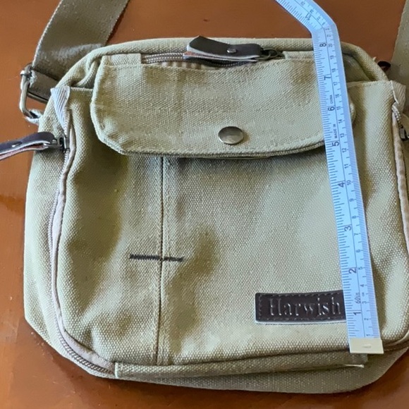 💖Harwish tan canvas crossbody bag. - Picture 6 of 7